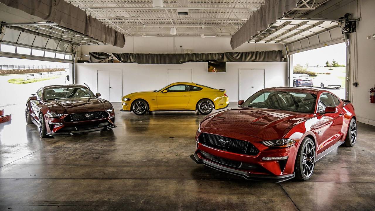 Ford Performance Kit Dapat Mendongkrak Tenaga 5.0L Mustang GT